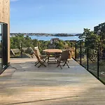 Gorgeous Home In Tromoya With Wifi Dom wakacyjny