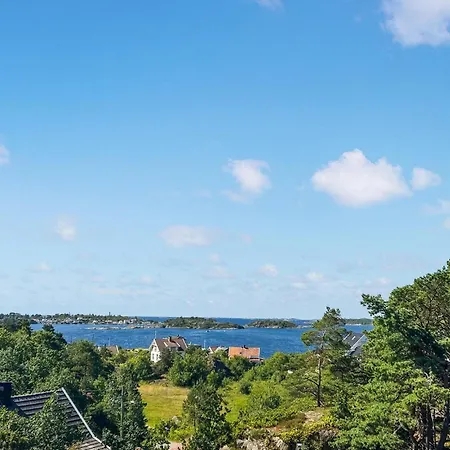 Feriehus 4 Bedroom Gorgeous In Tromoya Veden