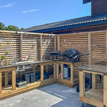 Feriehus 4 Bedroom Gorgeous In Tromoya *