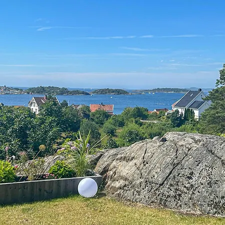 Feriehus 4 Bedroom Gorgeous In Tromoya *